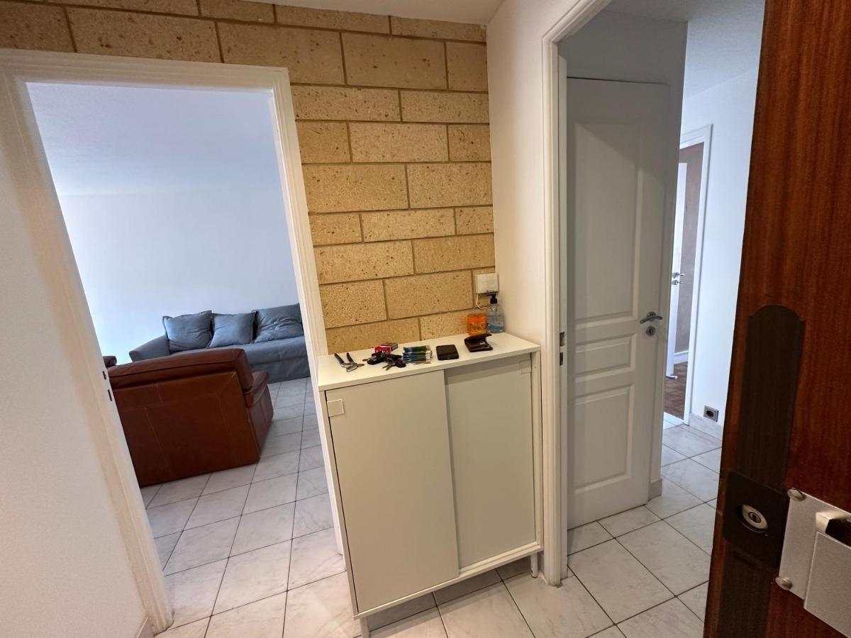 Appart Crime Parijs Buitenkant foto